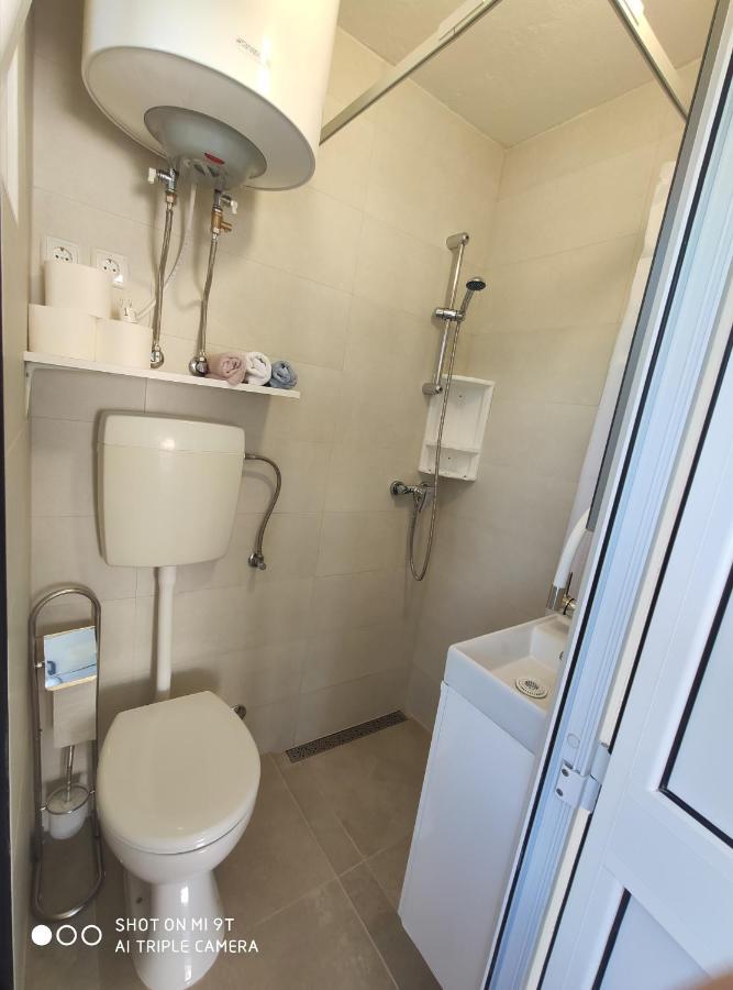 Appartamento Apartman Pilcik Vir Esterno foto