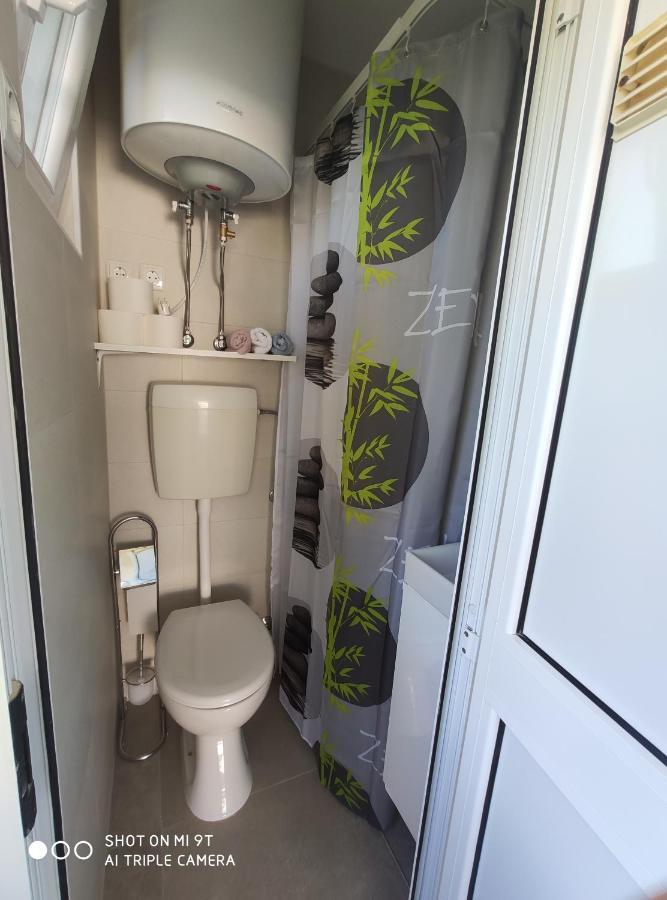 Appartamento Apartman Pilcik Vir Esterno foto