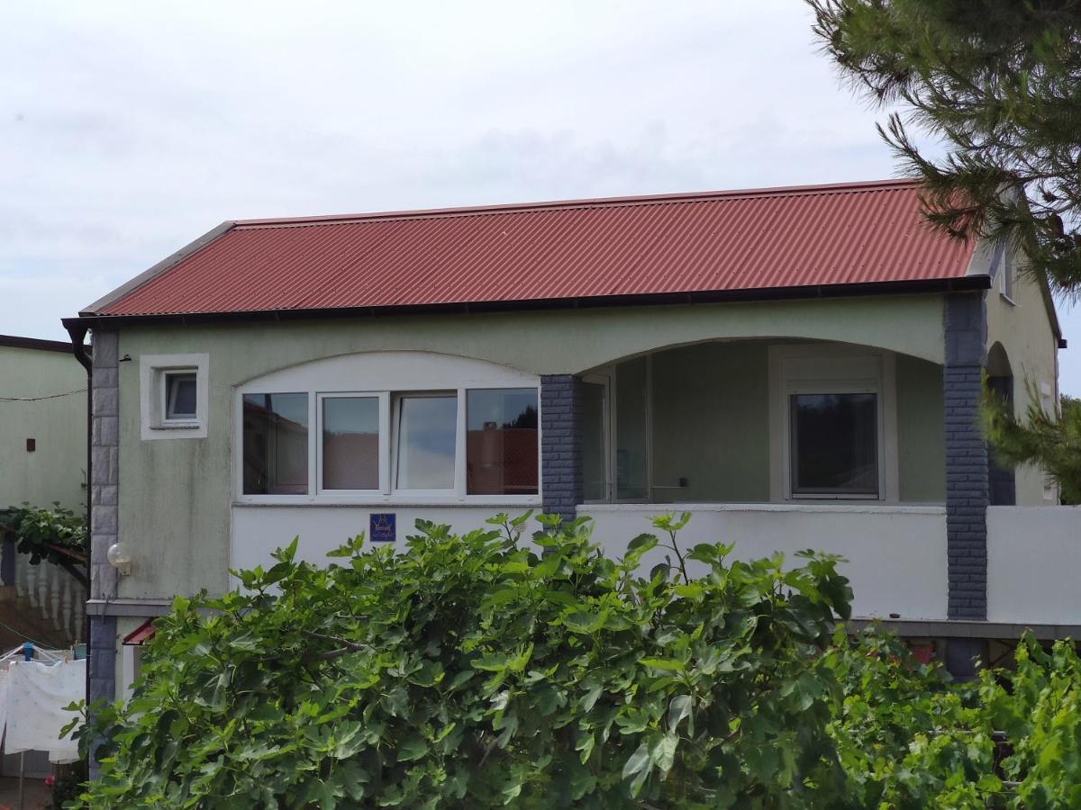 Appartamento Apartman Pilcik Vir Esterno foto