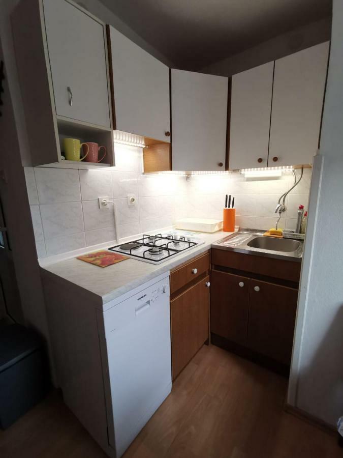 Appartamento Apartman Pilcik Vir Esterno foto