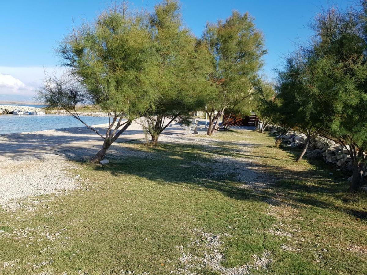 Appartamento Apartman Pilcik Vir Esterno foto
